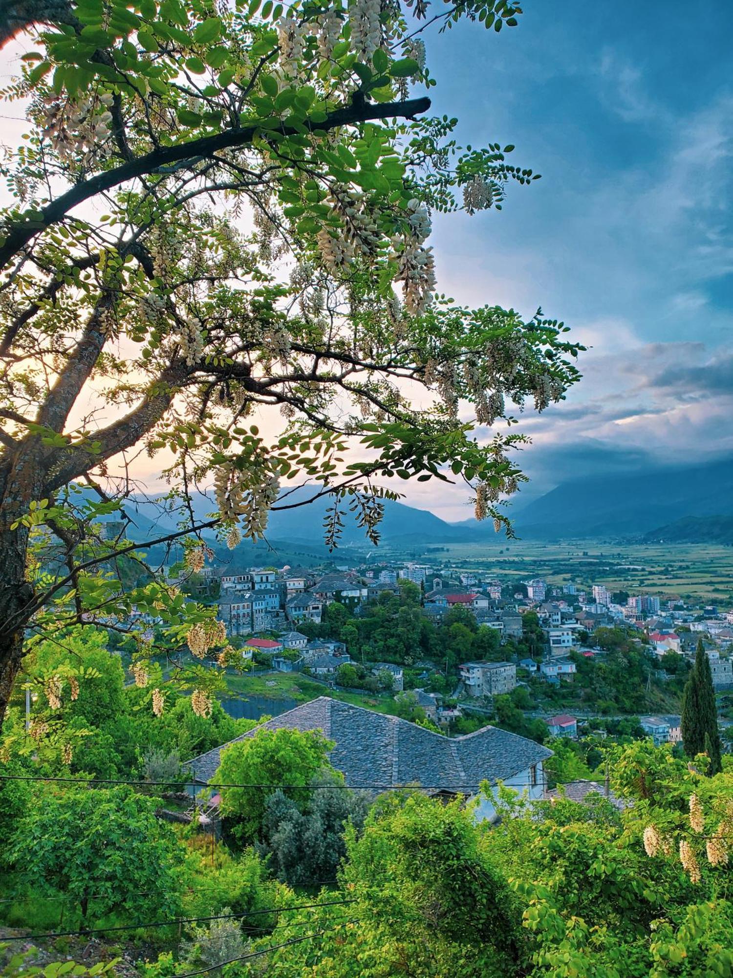 Clockwise Guestrooms Gjirokastër Exteriér fotografie